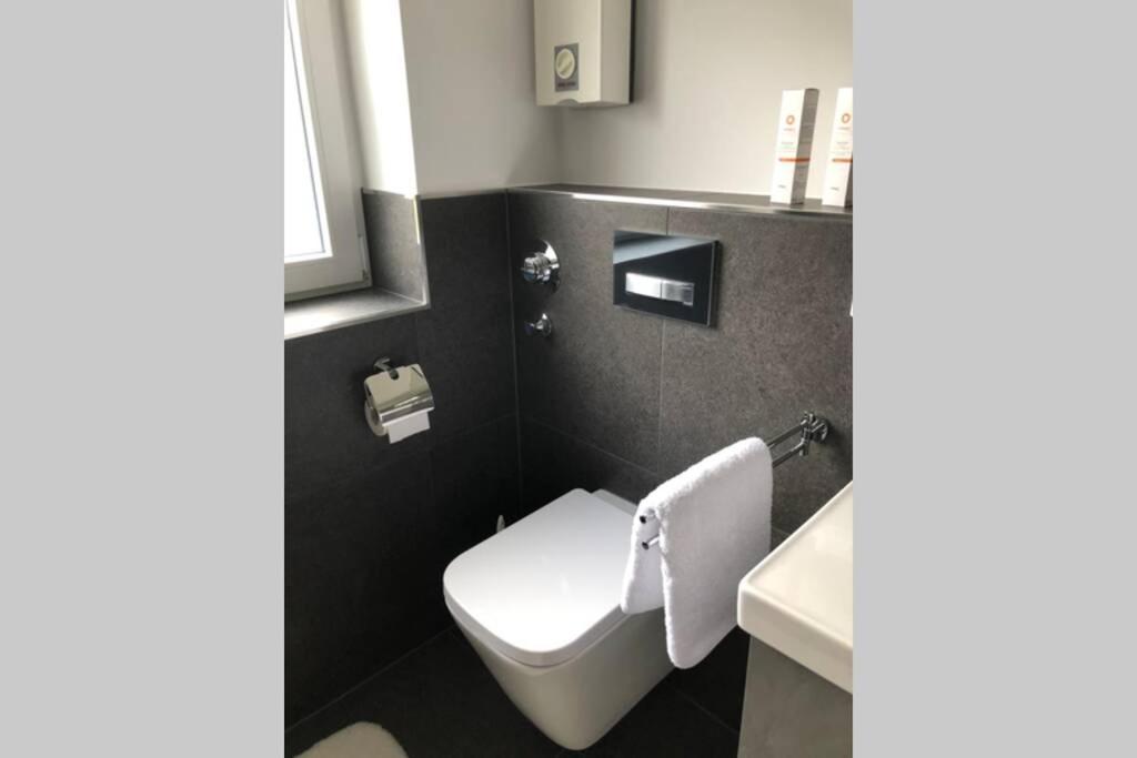 Ferienwohnung Wohnung Krefeld Forstwald Hoeltehoffe Exterior foto